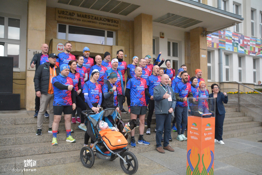 Ostatnia sztafeta za nami. Urzędnicy ruszyli na trasę