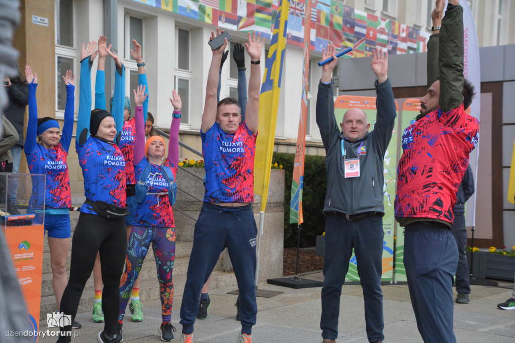 Ostatnia sztafeta za nami. Urzędnicy ruszyli na trasę