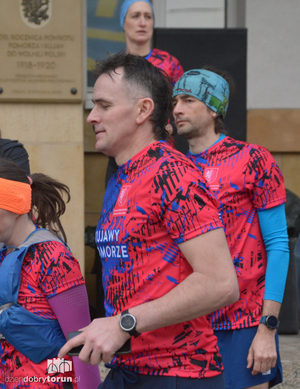 Ostatnia sztafeta za nami. Urzędnicy ruszyli na trasę