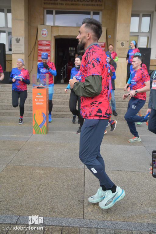 Ostatnia sztafeta za nami. Urzędnicy ruszyli na trasę