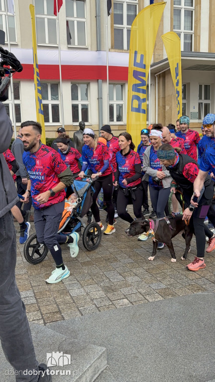 Ostatnia sztafeta za nami. Urzędnicy ruszyli na trasę