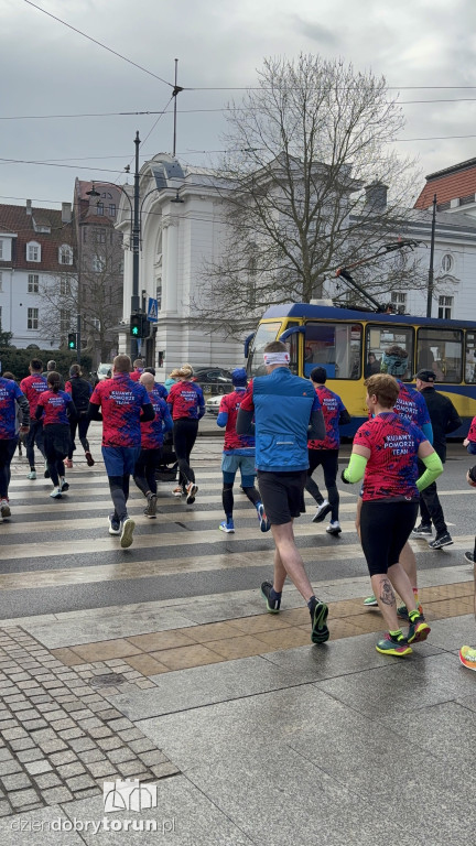 Ostatnia sztafeta za nami. Urzędnicy ruszyli na trasę