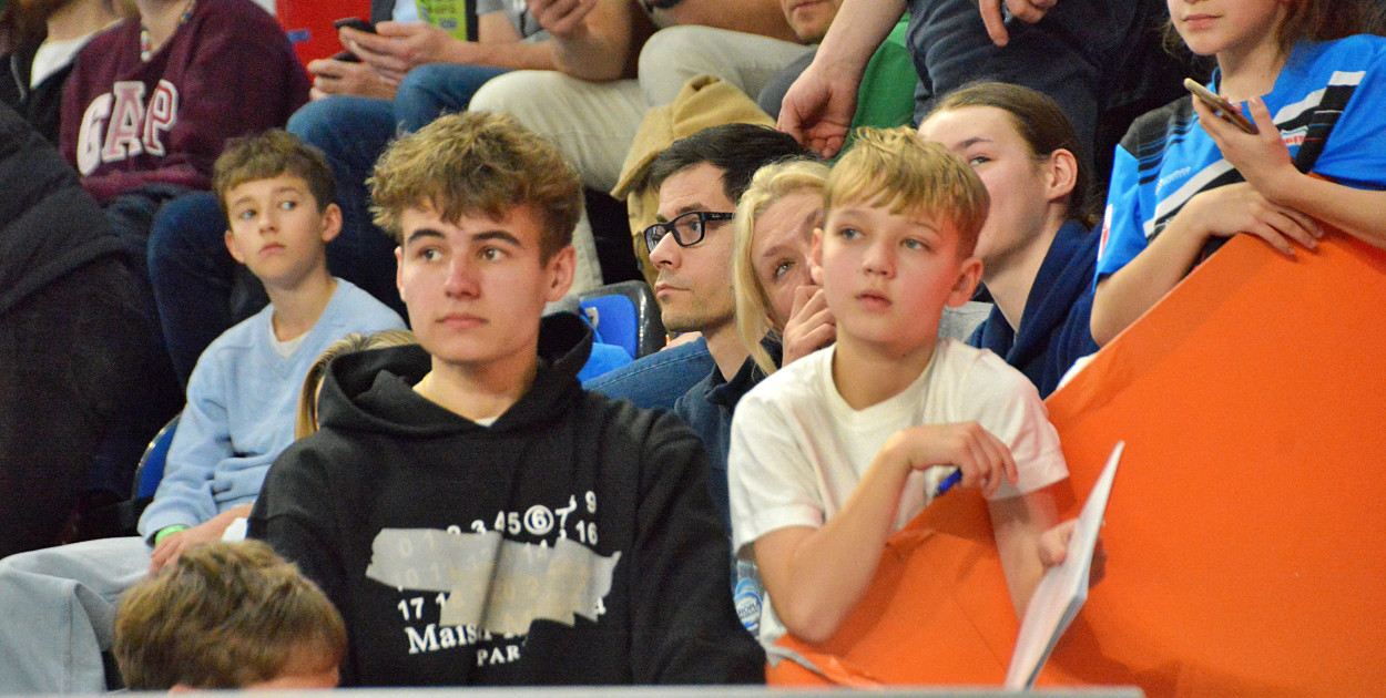 Tłumy na trybunach. Tak kibicuje Toruń