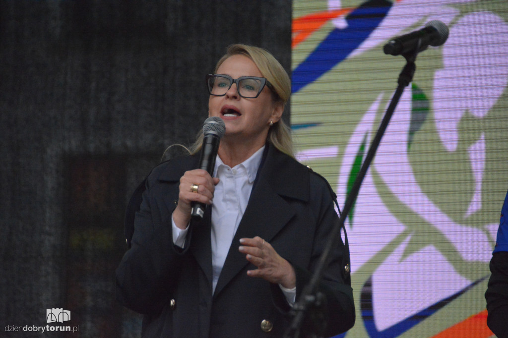 Miasteczko kibica już otwarte. Tak wygląda sportowe centrum Torunia