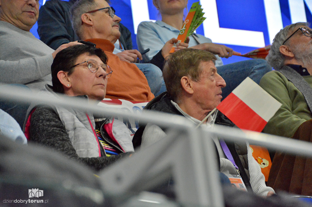 Tłumy na trybunach. Tak kibicuje Toruń