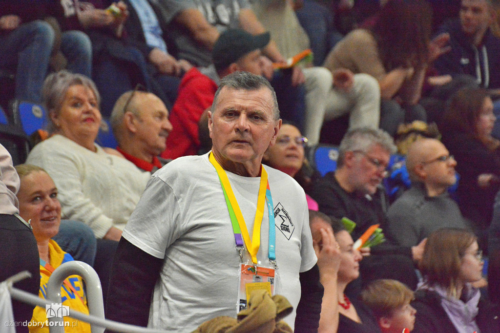 Tłumy na trybunach. Tak kibicuje Toruń