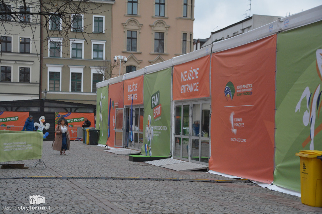 Miasteczko kibica już otwarte. Tak wygląda sportowe centrum Torunia