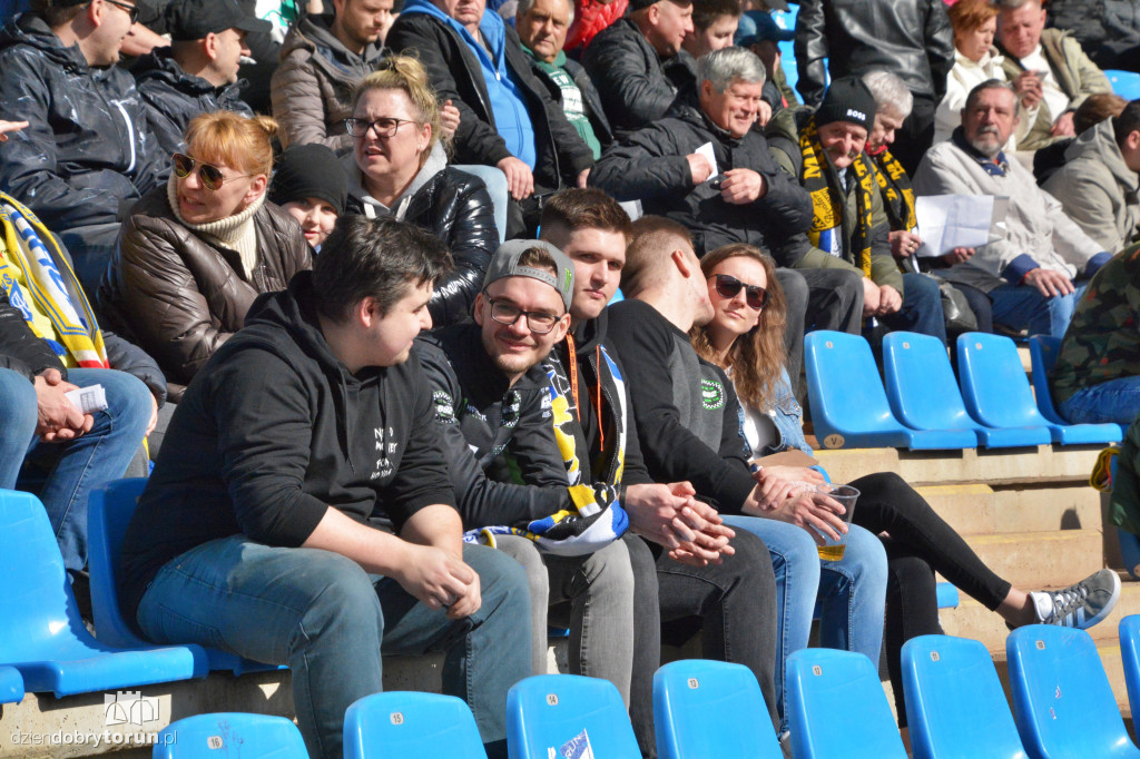 Kibice na meczu z Falubazem Zielona Góra