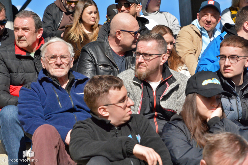 Kibice na meczu z Falubazem Zielona Góra