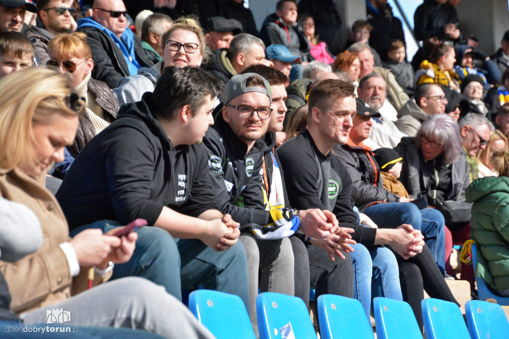 Kibice na meczu z Falubazem Zielona Góra