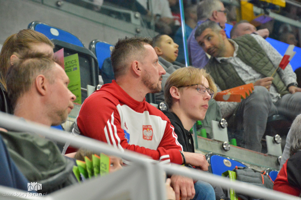 Niedziela HMŚ 2026 - kibice na trybunach