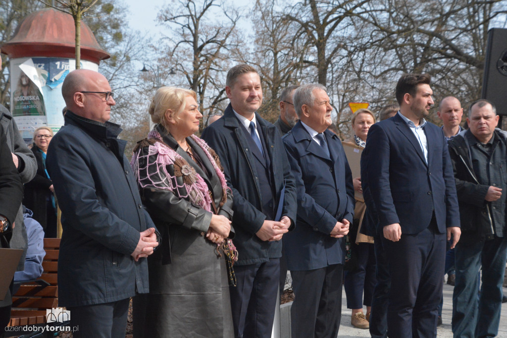 Odsłonięcie popiersia Zbigniewa Herberta