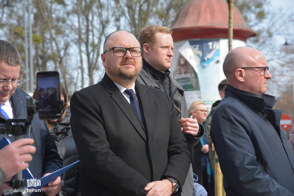 Odsłonięcie popiersia Zbigniewa Herberta