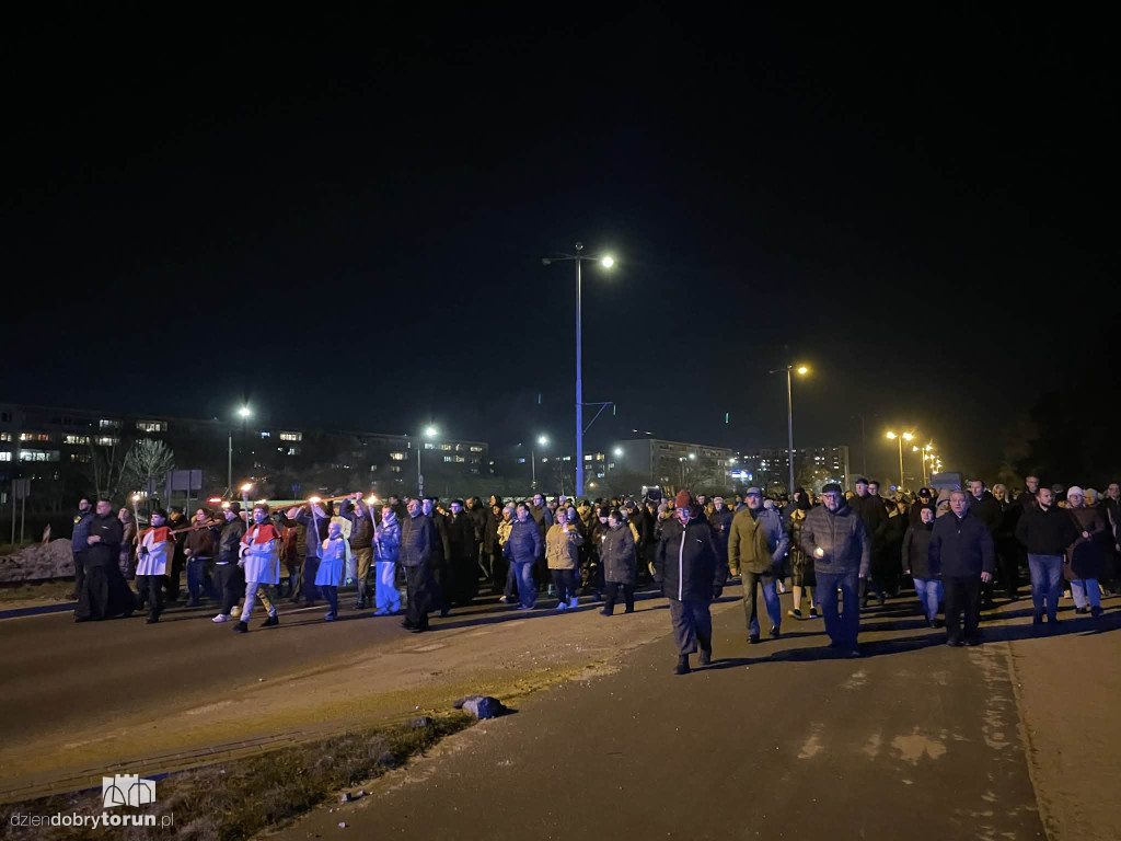 Droga Krzyżowa Na Skarpie