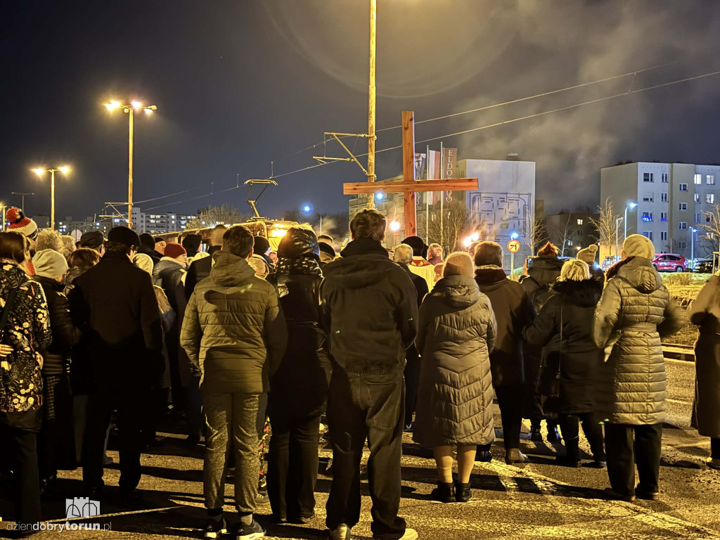 Droga Krzyżowa Na Skarpie