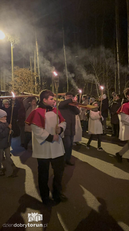 Droga Krzyżowa Na Skarpie