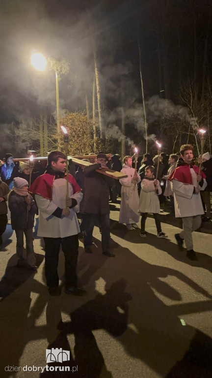 Droga Krzyżowa Na Skarpie