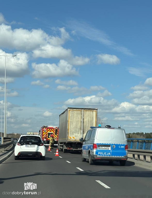 Utrudnienia na moście gen. Zawackiej