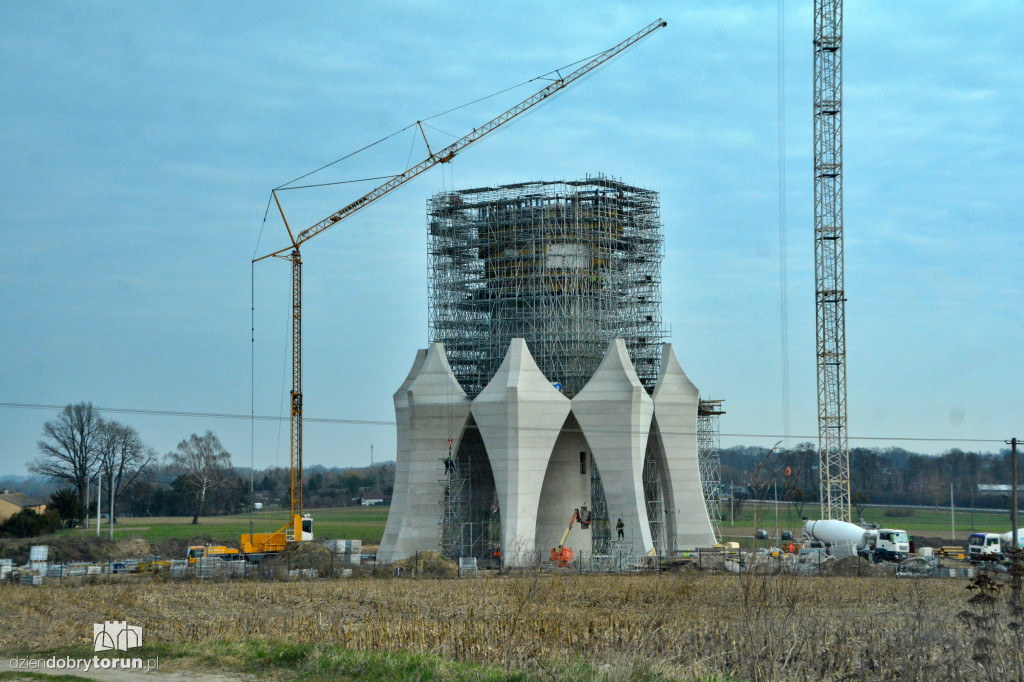 Pomnik Matki Boskiej w gminie Kikół
