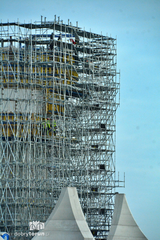Pomnik Matki Boskiej w gminie Kikół