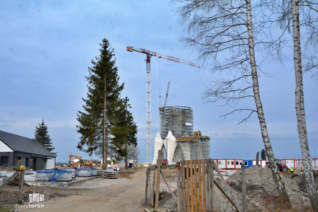 Pomnik Matki Boskiej w gminie Kikół