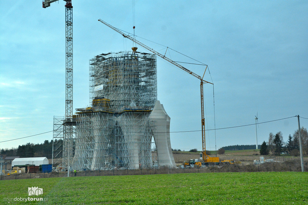 Pomnik Matki Boskiej w gminie Kikół
