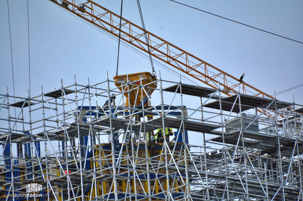 Pomnik Matki Boskiej w gminie Kikół