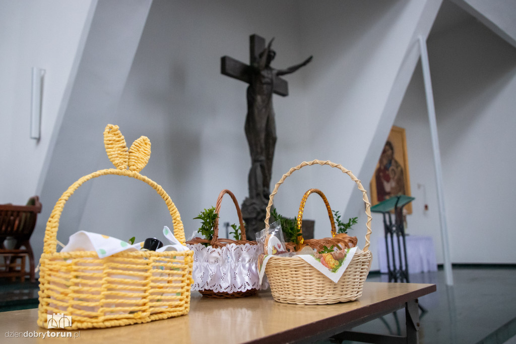 Święconka w Kościele Matki Bożej Królowej Polski