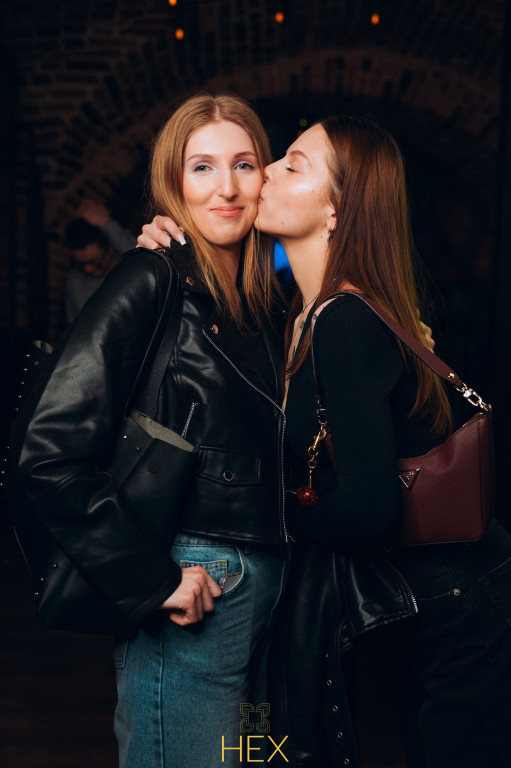 Gorąca noc w HEX. DJ Adamus rozkręcił parkiet