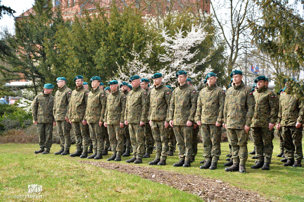 Uroczystości na Placu 4 Czerwca w Toruniu