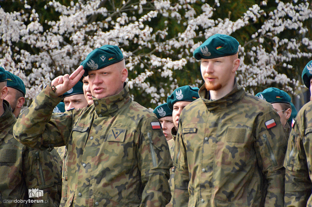 Uroczystości na Placu 4 Czerwca w Toruniu