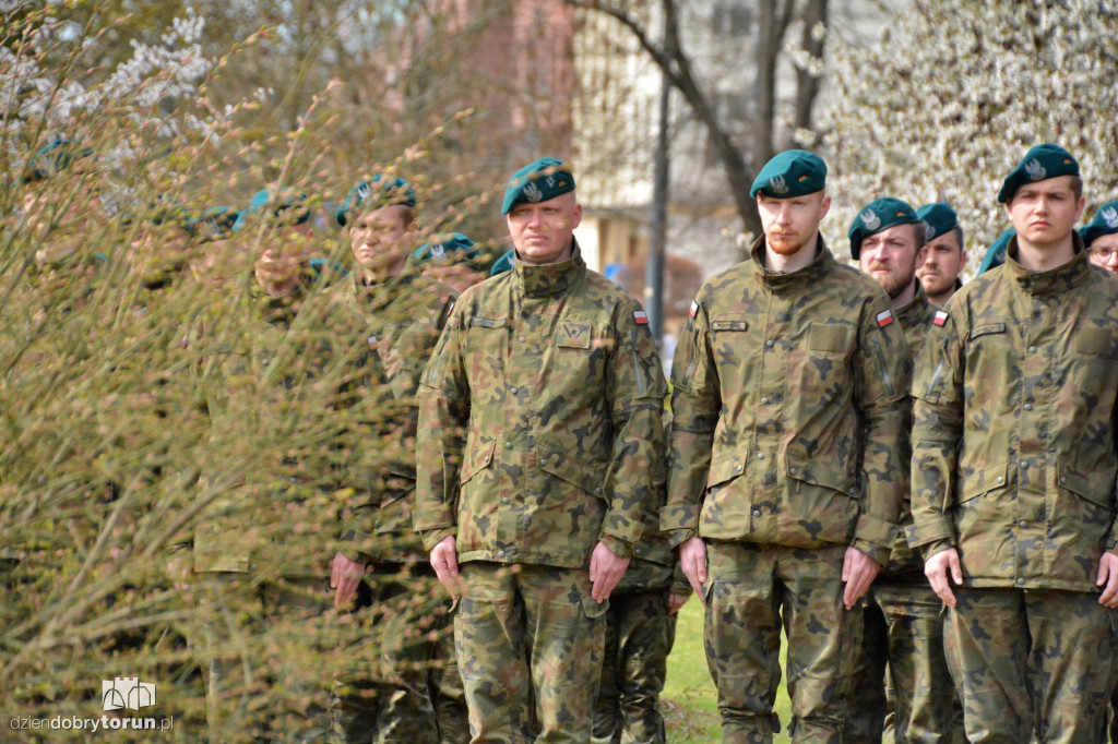 Uroczystości na Placu 4 Czerwca w Toruniu