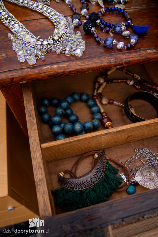 Pchli Targ pod Kometą