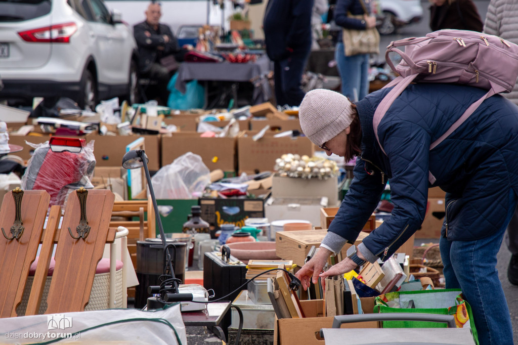 Pchli Targ pod Kometą
