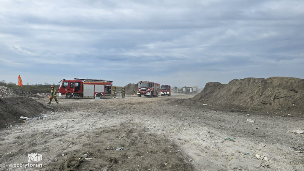 Pożar składowiska odpadów