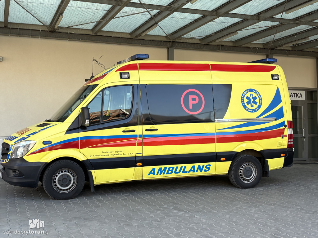 Konferencja przed szpitalem w Aleksandrowie Kuj.