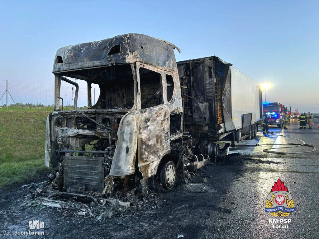 Pożar na autostradzie A1 pod Toruniem