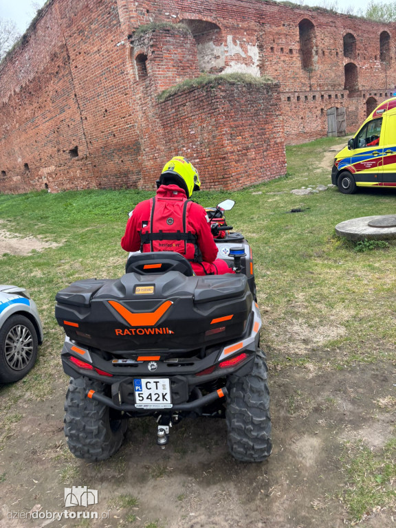 Akcja służb przy Zamku Dybowskim