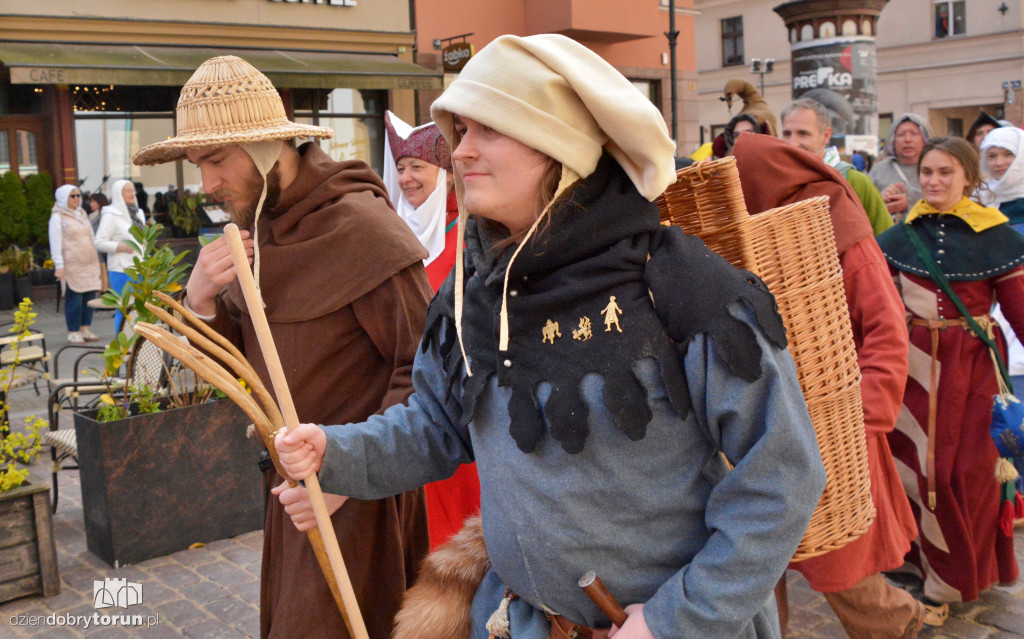 Historyczna parada na starówce