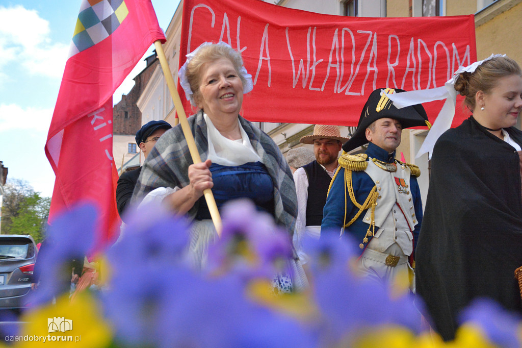 Historyczna parada na starówce