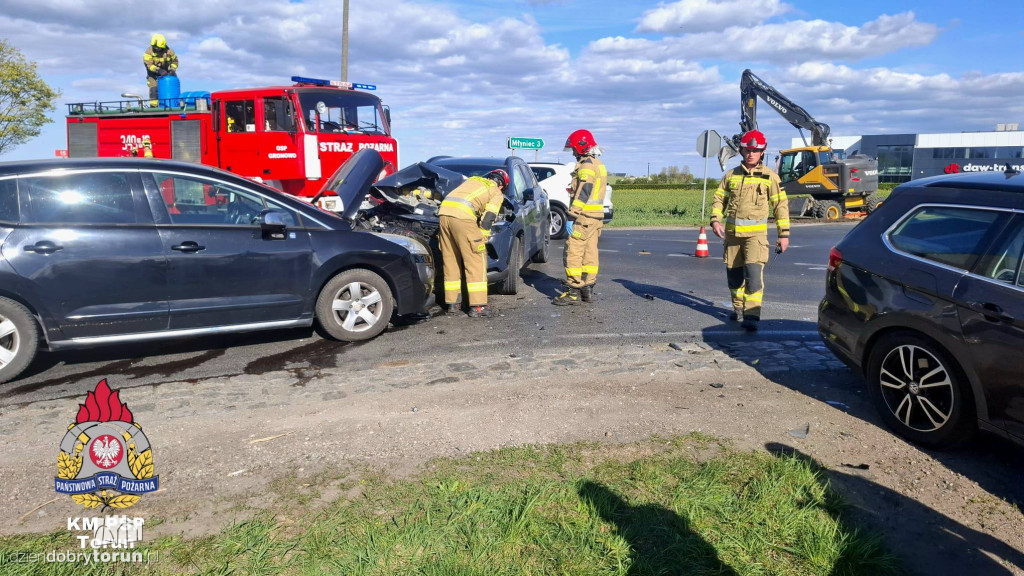 Wypadek na DK15 pod Lubiczem