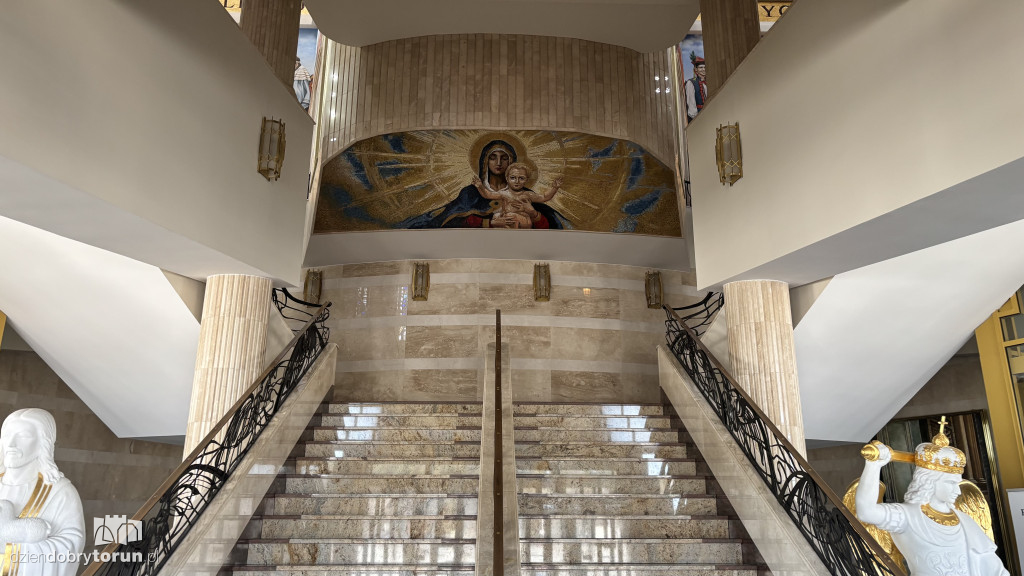 To sanktuarium zna cała Polska. Wnętrze robi ogromne wrażenie