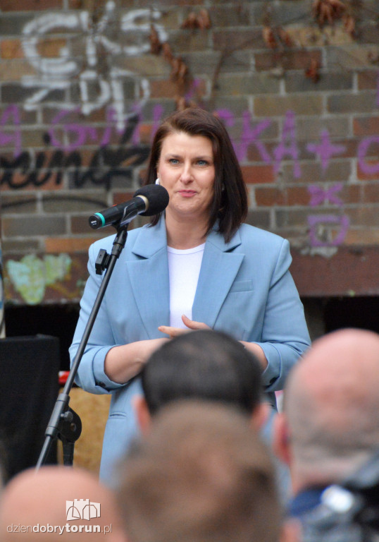 Zrujnowany basen w Ciechocinku