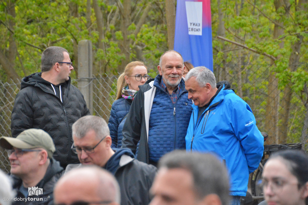 Zrujnowany basen w Ciechocinku