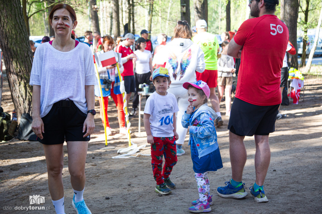Parkrun patriotycznie - bieg z flagami