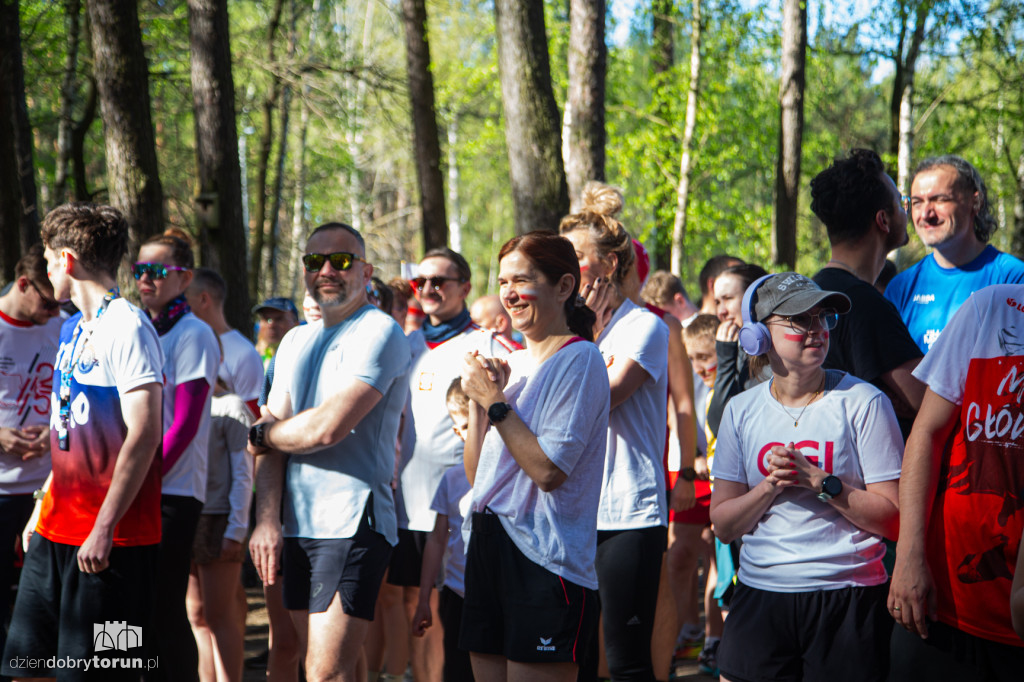 Parkrun patriotycznie - bieg z flagami