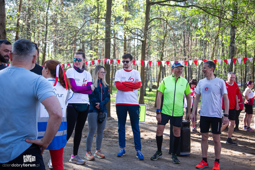 Parkrun patriotycznie - bieg z flagami