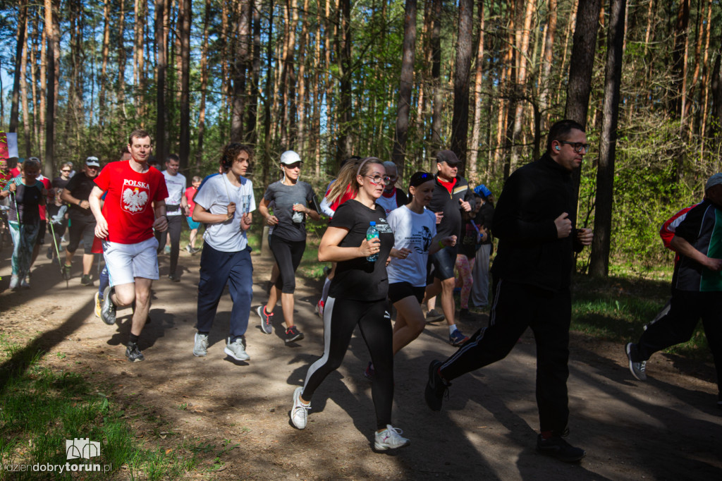 Parkrun patriotycznie - bieg z flagami