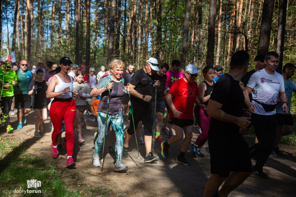 Parkrun patriotycznie - bieg z flagami