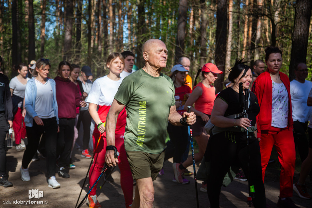 Parkrun patriotycznie - bieg z flagami